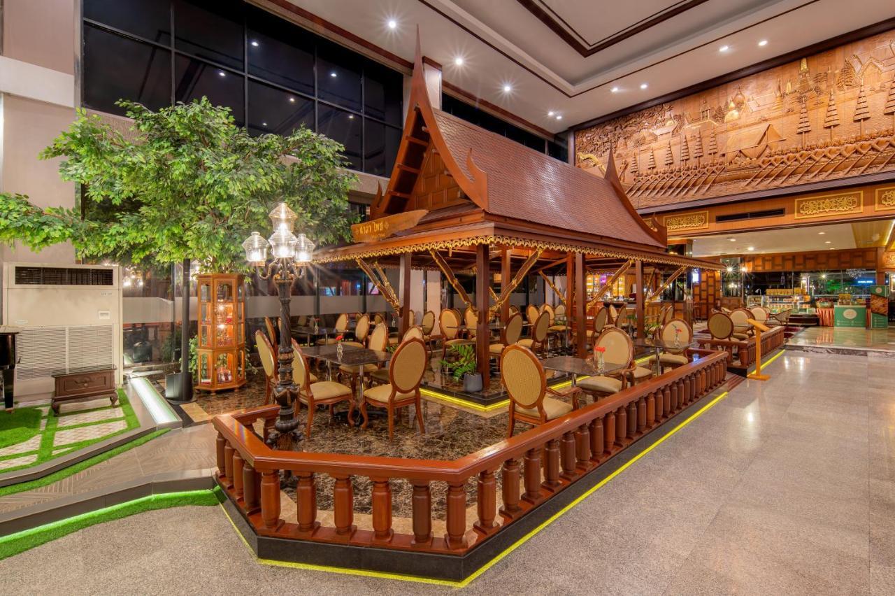亚历山大酒店 曼谷 外观 照片